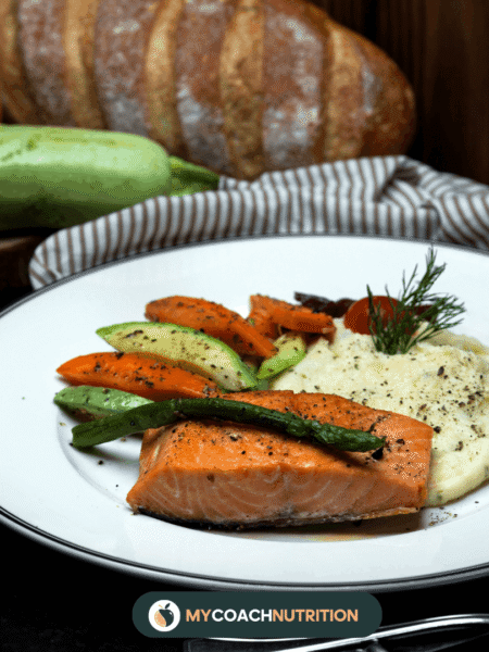 Saumon rôti, petits pois & purée légère de carottes nouvelles - KamranAydinov