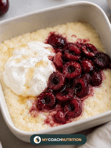 Semoule au lait légère, cerises poêlées et vanille - ia